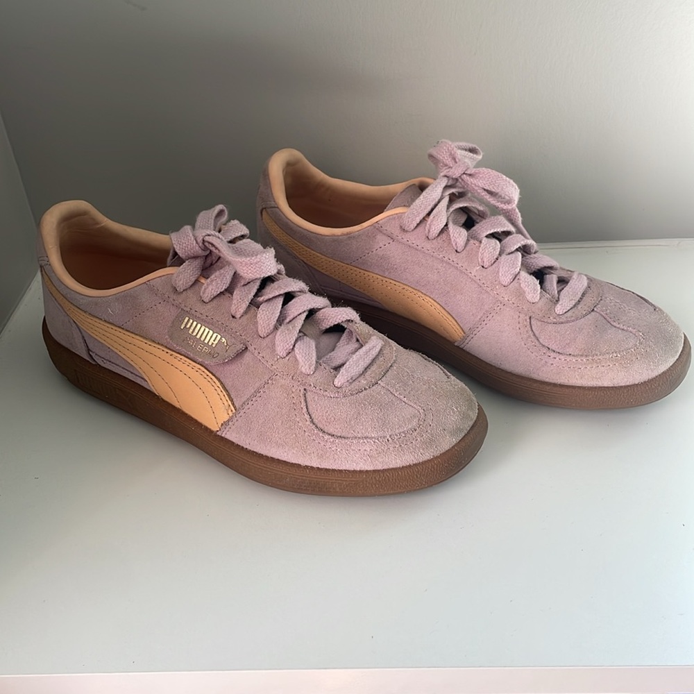 Puma Women's Sneakers in Lavender and Peach